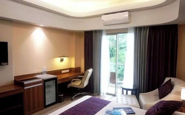 Central Park Reef Resort