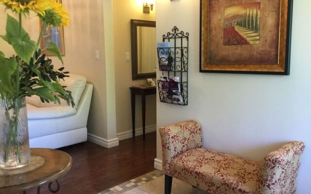 Via Veneto - Old Town