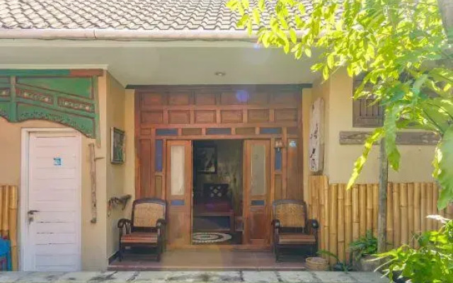 TwoSpaces Living at Wave and Chill House, Canggu