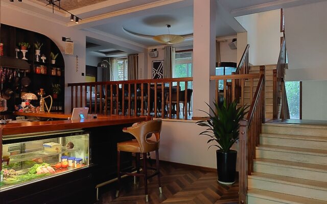 CASA Chengdu Boutique Hotel & Spa