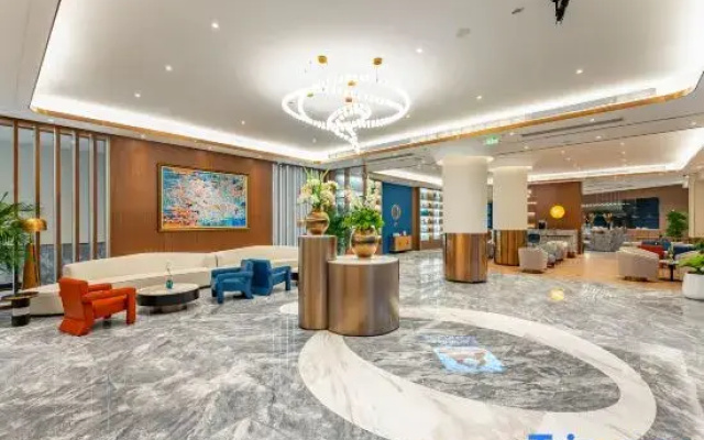 Zhangjiagang Lanshu Ring Road Hotel（High-speed rail new town）