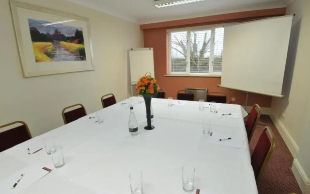 Supreme Inn Boston