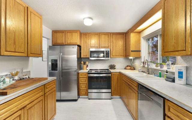 Hillside on North Queen Anne