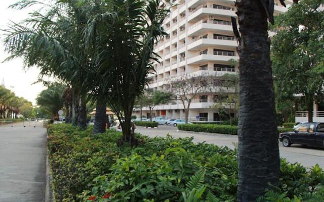 View Talay 3 Beach Apartments