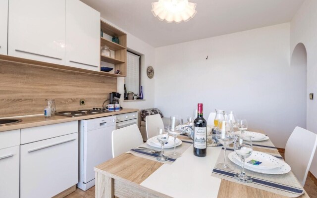 Stunning Home in Supetarska Draga With Wifi and 3 Bedrooms