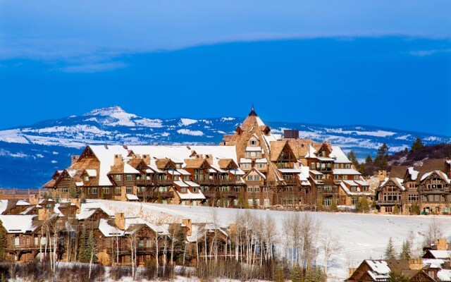 Horizon Pass Lodge