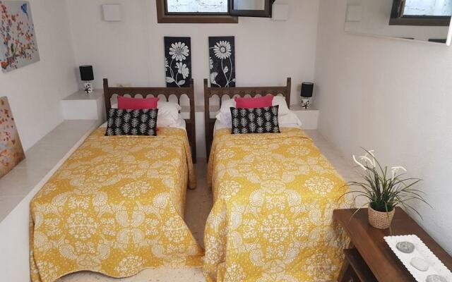 Beautiful 2 Bedroom Apartment
