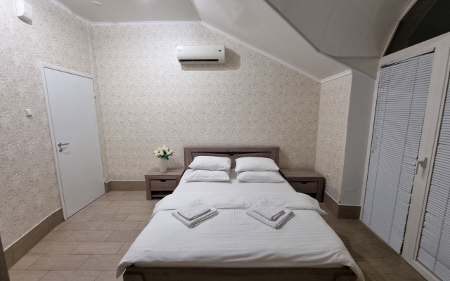 Chajka Hotel