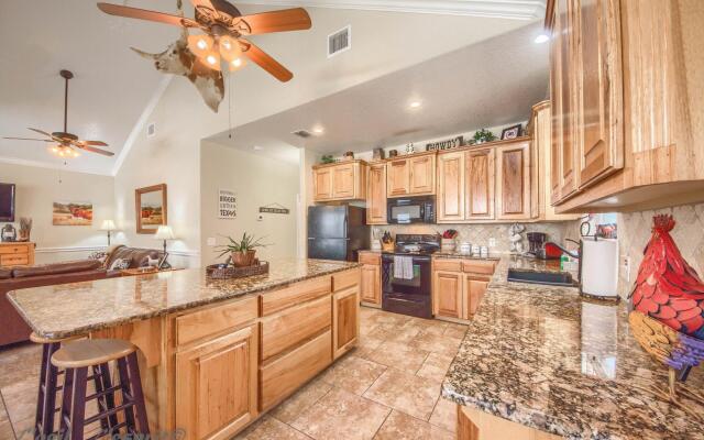 Cowboy Lodge Rr94404 4