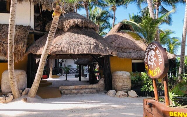 Beachfront Hotel La Palapa - Adults Only