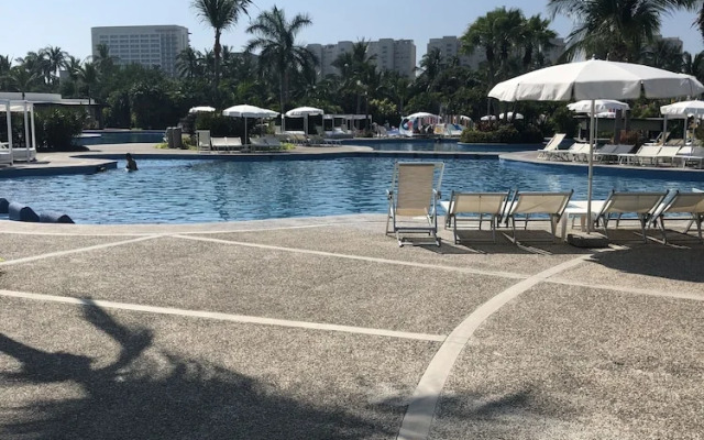 Vida Maya by Dicasi Acapulco