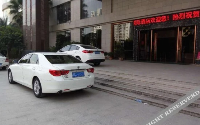 Weili Holiday Hotel (Xinyi Yuegui Road)