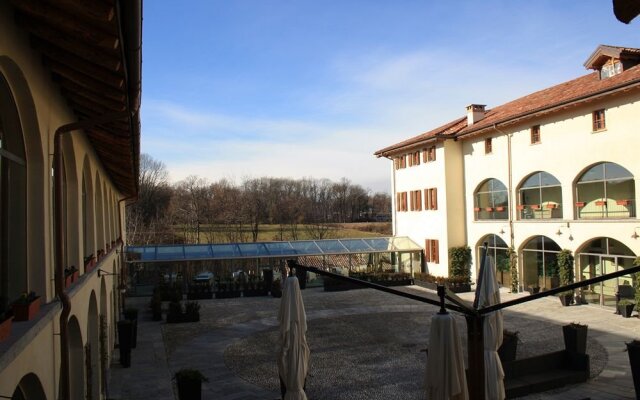 Hotel Cascina Canova