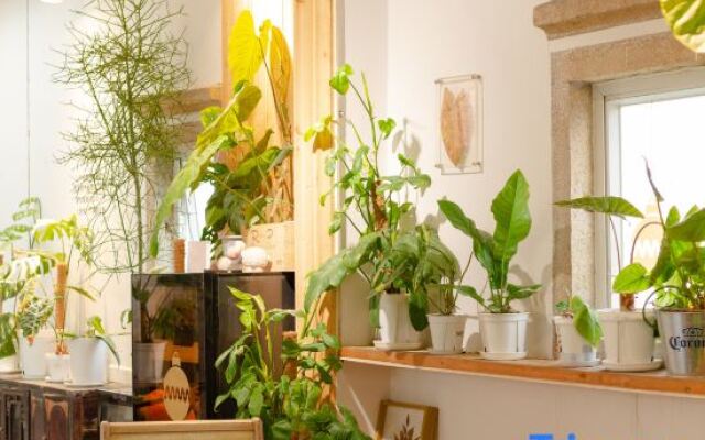 Youkeshu Tingyuan Hotel