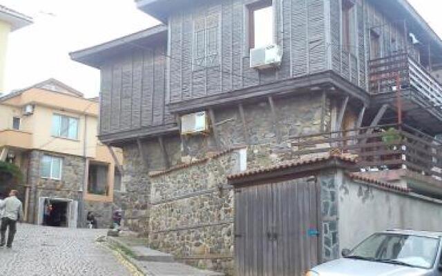 Bonne Chance Apartment