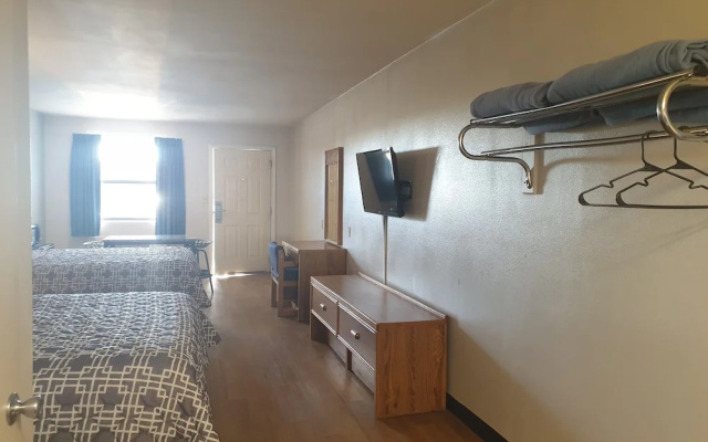Riata Inn