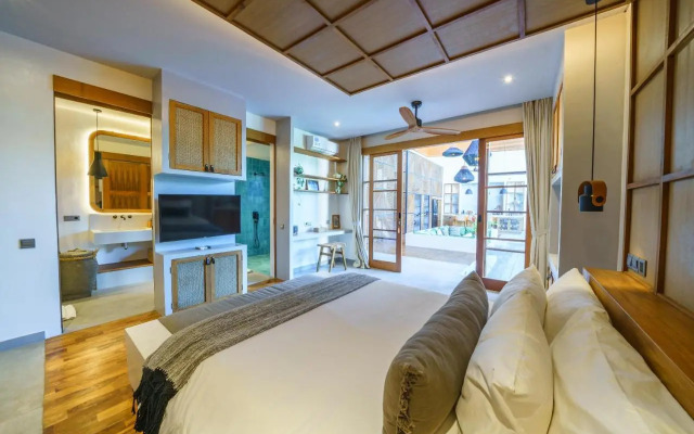 Villa Mango 3 - Amazing 4-bdr Villa in Berawa ! PERFECT LOCATION !