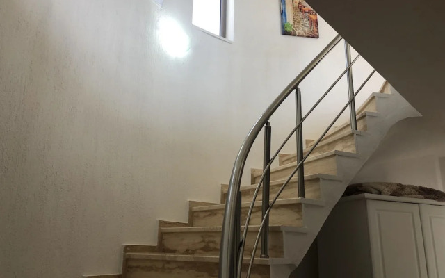 Sari Villa