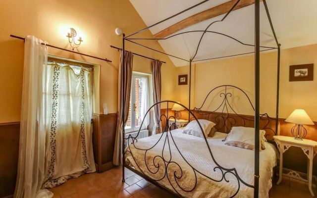 Holiday Home in a Park in Raizeux With Terrace