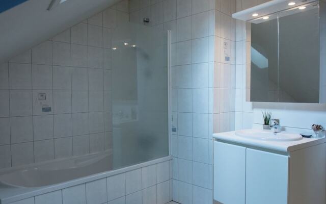 Child-friendly Holiday Home in Waimes with Sauna and Jacuzzi