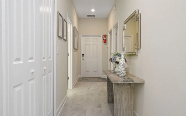 4894 Storey Lake 46000/46935