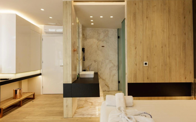 Kahlua Sea View Suites