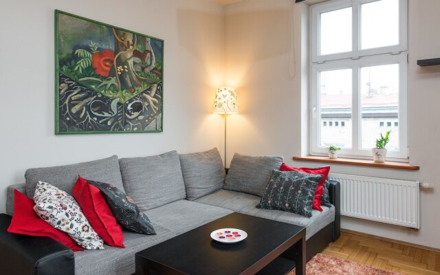 Sunday Morning Apartments