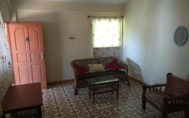 Spacious Studio Apartment near Candolim Beach