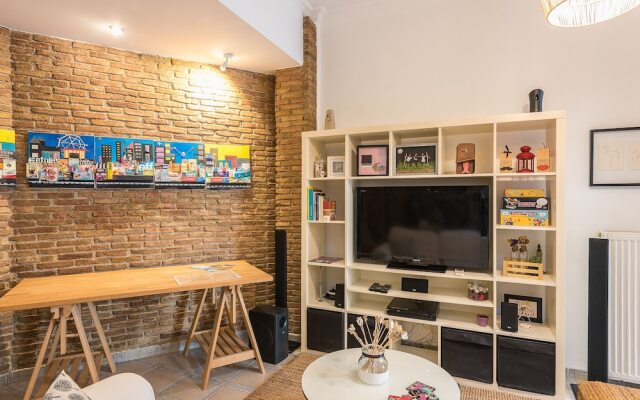Elegant Kerameikos Apartment