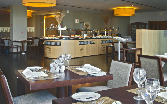 Crowne Plaza Caparica Lisbon by IHG