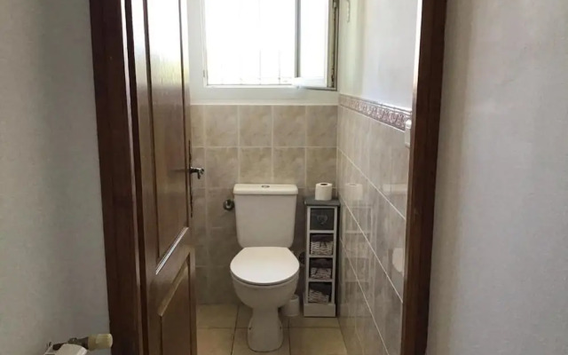 Cozy Villa in Saint-laurent-la-vernede