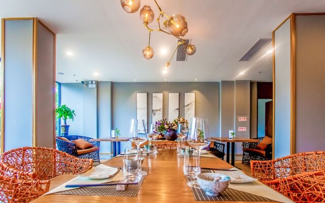 Courtyard Hotel – Li River Branch