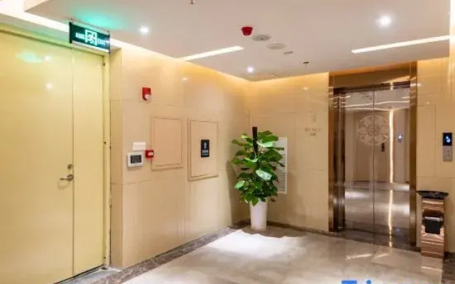 Lavande Hotel·Xiangyang Tianyuan Four Seasons City