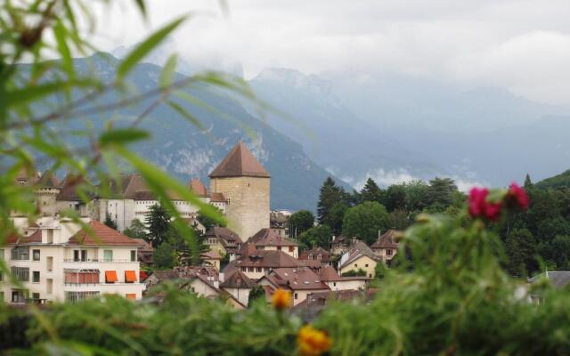 Les Bulles "Lofts & Lakes"