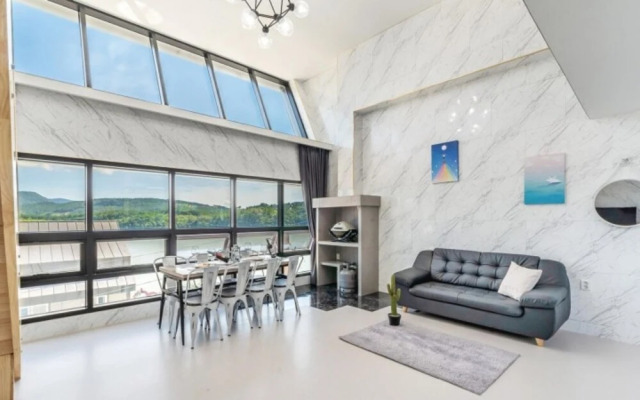 Yeosu Highlark Resort