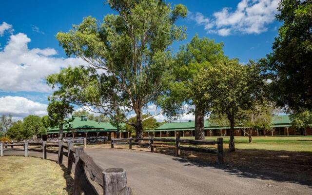 Quality Inn Overlander Homestead