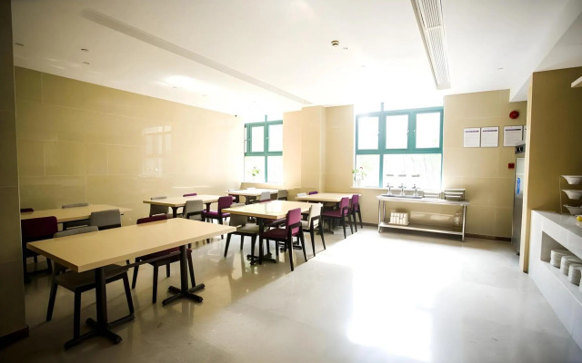 Lifeng Hotel Taicangshang Haixi Road