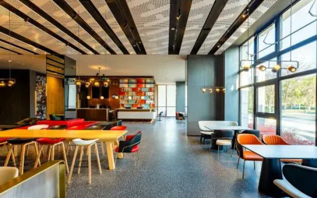 Ibis Hotel (Haiyan Economic Development Zone)