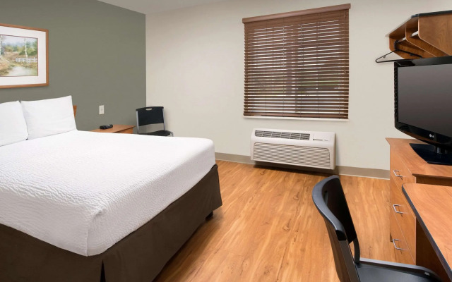 WoodSpring Suites St. Louis Arnold