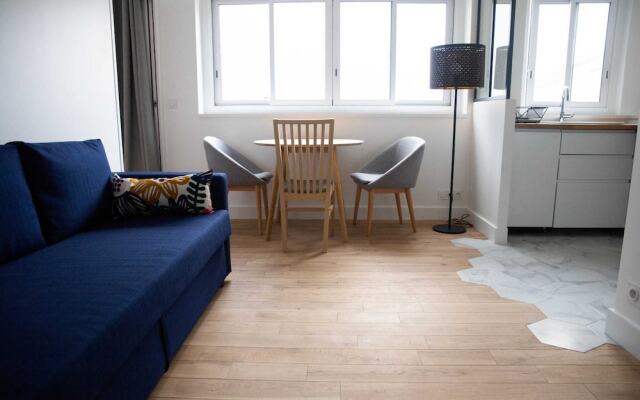 Superb Apartment Near Paris - Professional Cleaning