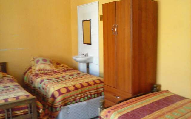 Hostal Casa del Maestro