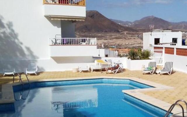 Ocean View Apartment over Los Cristianos, Playa las Vistas