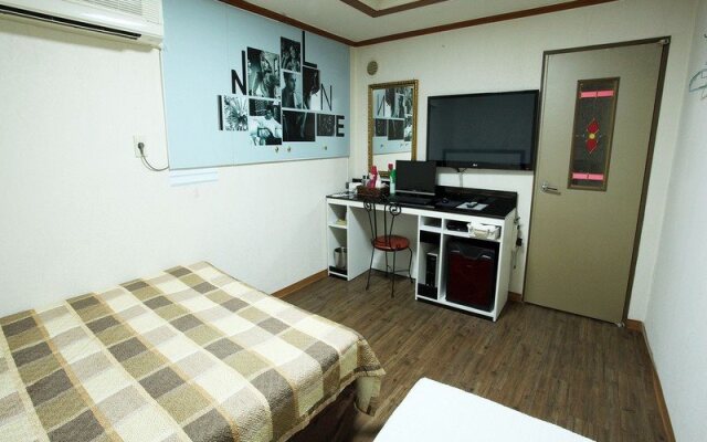 Goodstay a Plus Hotel