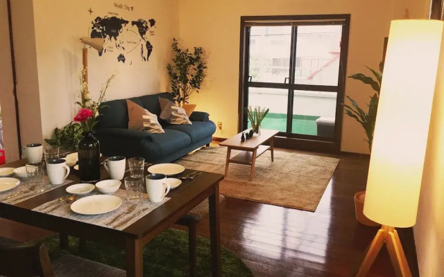 Sunrise House 2F