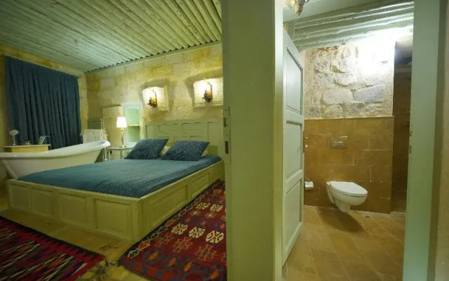 Takaev Cave Hotel