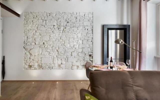 Duomo Halldis Apartments