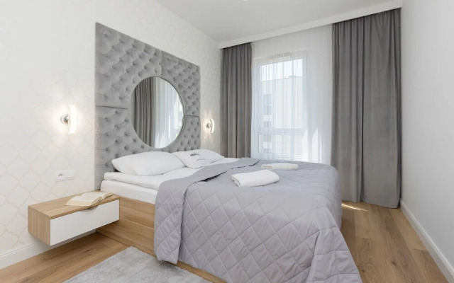 Glamour Apartment Warsaw by Renters