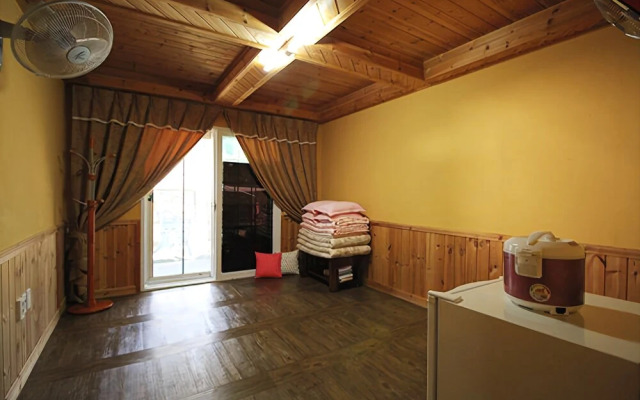 Hadong Inside the Scene Pension