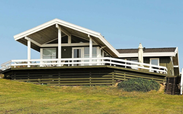 Gorgeous Seaside Holiday Home in Faaborg