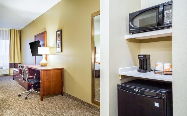 Comfort Inn & Suites North Platte I-80